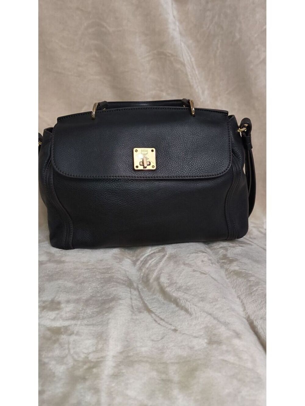 L31.MCM Black Pebbled Leather Flap Medium Top Handle